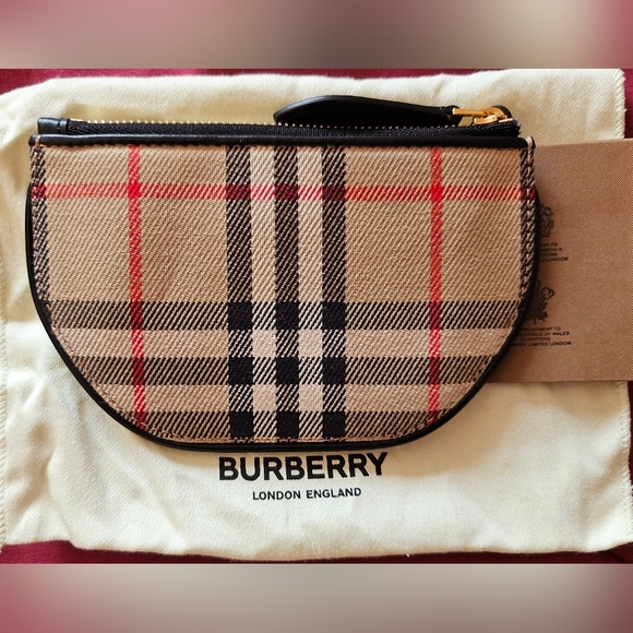Burberry Olympia Small Vintage Check Pouch Wristlet - Picture 8 of 8
